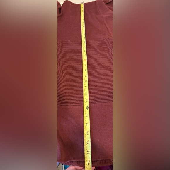 Lululemon Sit In Lotus Wrap II Ribbed Thumbholes Athleisure Merino Wool size 12 - Picture 8 of 8